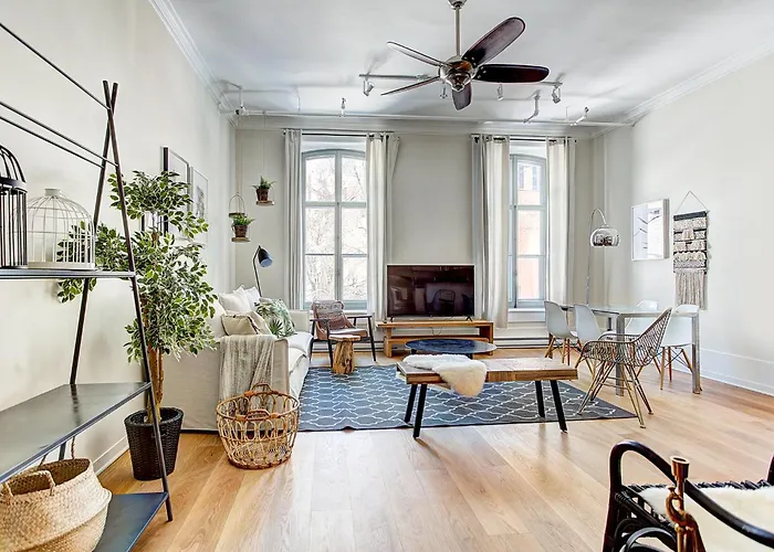 Hotel: The Francois Xavier-Old Montreal