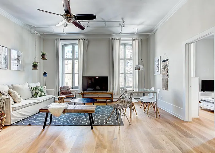 Hotel: The Francois Xavier-Old Montreal