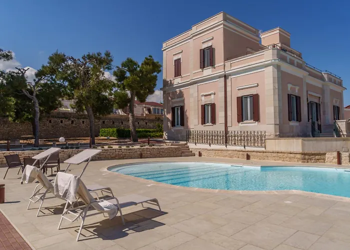Hotel sulla spiaggia: Villa Emy Boutique Bed & Breakfast