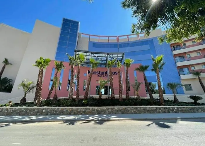  Konstantinos Palace