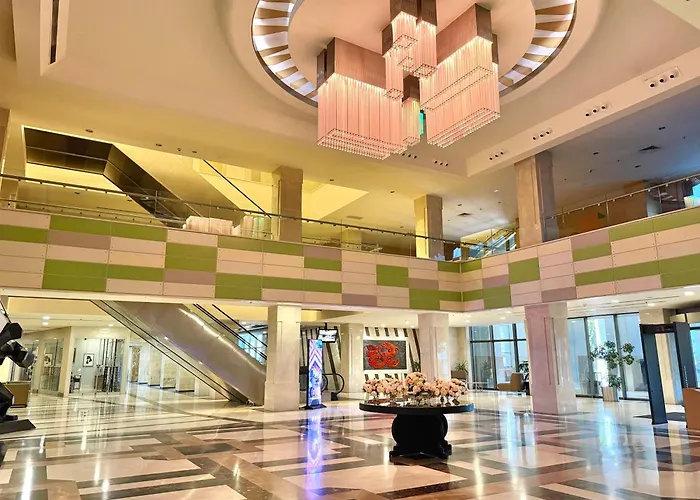 Hôtel de l'aéroport: The Green Park Pendik