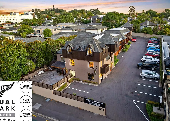 Knights Inn