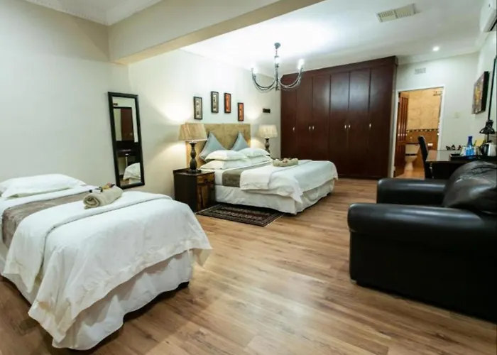 Royl Court Guesthouse