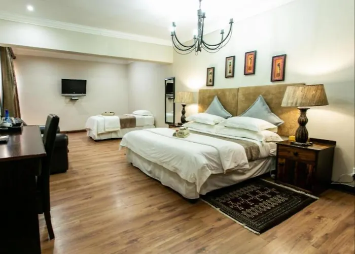 Royl Court Guesthouse