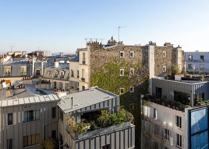 Yuna Montmartre