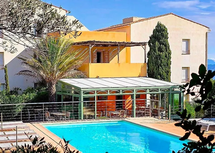 Hôtel 3 étoiles: Hotel Cala Di L'Oru