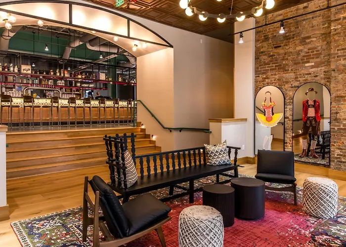 Moxy Cincinnati Downtown