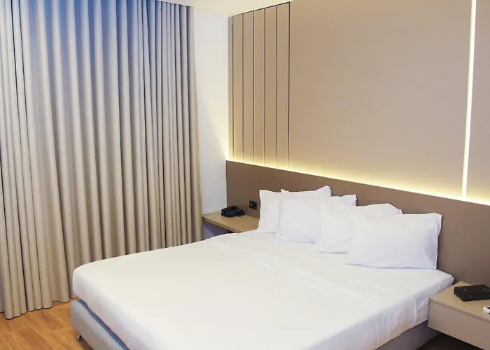 3 star hotels Spark Plaza