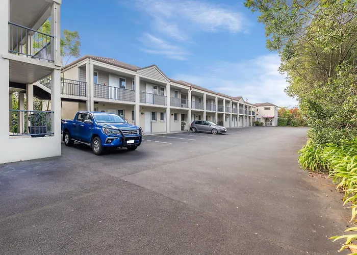 Motels Dannemora Motor Inn