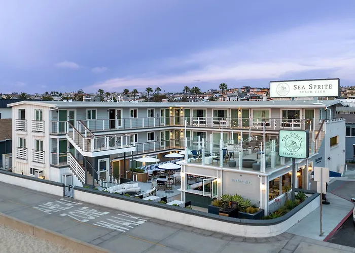 Pet Friendly hotel: Sea Sprite Beach Club