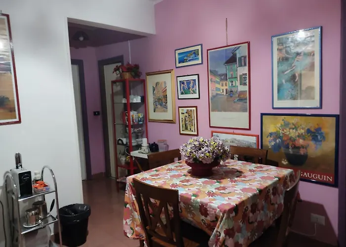 Hotel all'aeroporto: Cosmopolitan B&B