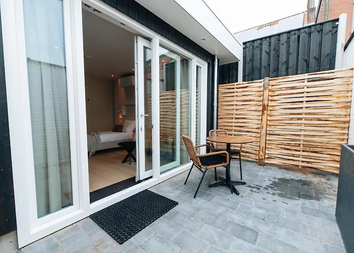 - B&B Renesse