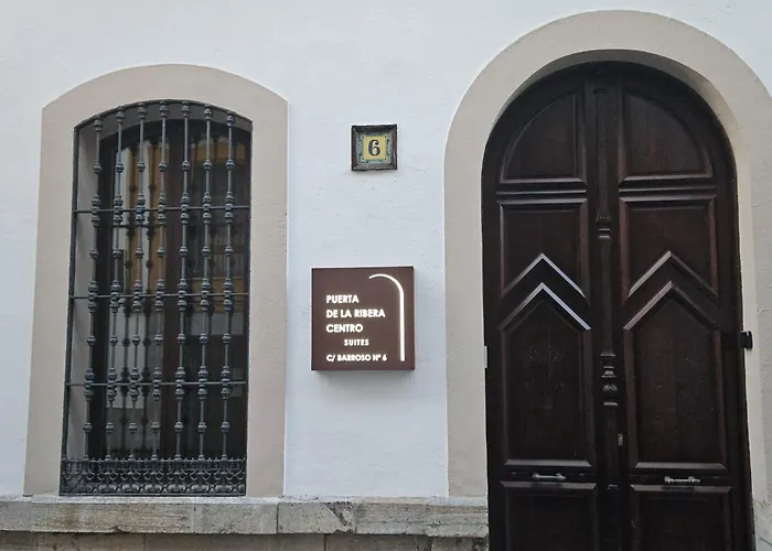 Puerta de la Ribera Centro