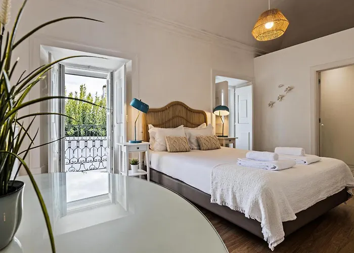  Lavradores Boutique Guesthouse