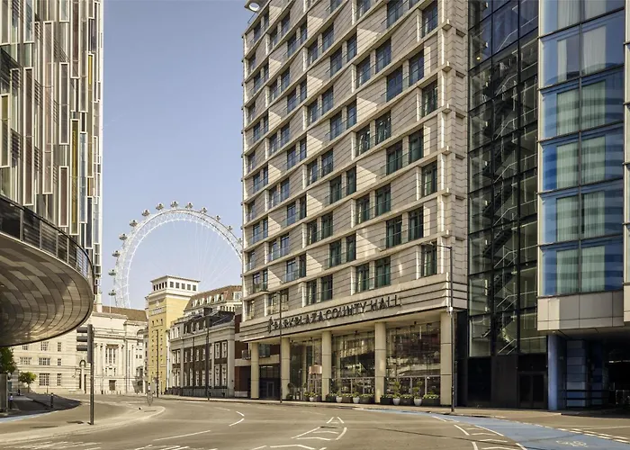 Resort: Park Plaza County Hall London