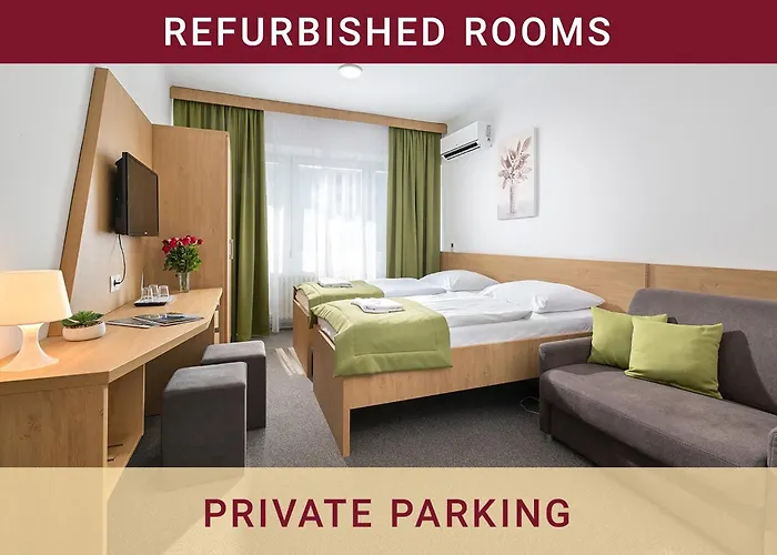 Hotel de 3 estrellas: Hotel Plus