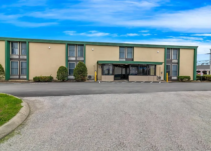 B&B only: Quality Inn Bangor Airport