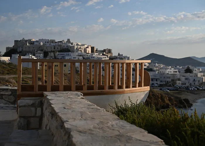 Airport Hotel: Iliada Suites (Adults Only)