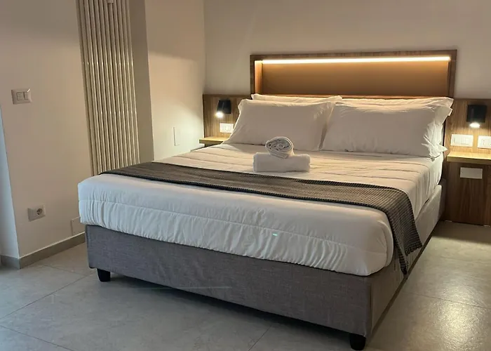 Fazio Rooms Roma