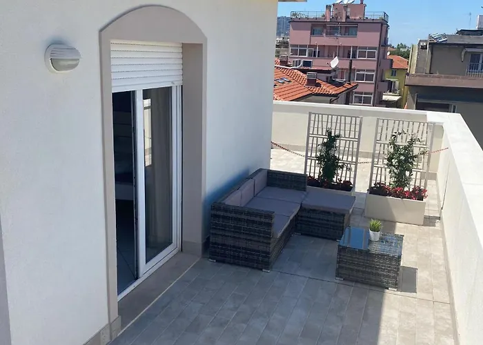 Bay Suites&Residence