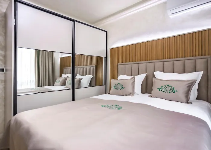 Onyx Beach Residence - Free Beach Access & Parking