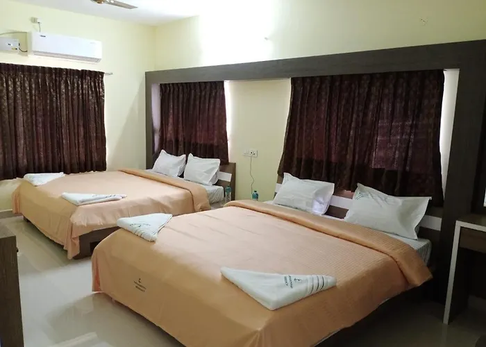 Giri Nandhana Residency