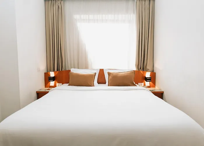 Motel: Hotel Duke Romana City Center