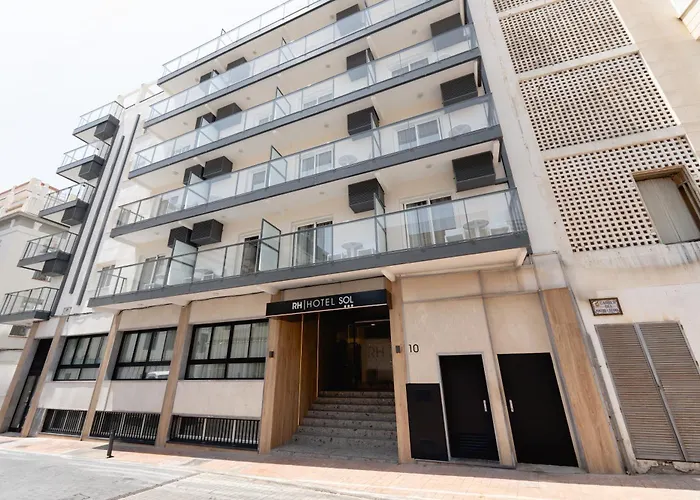 Hotel 3 estrelas: Hotel Rh Sol