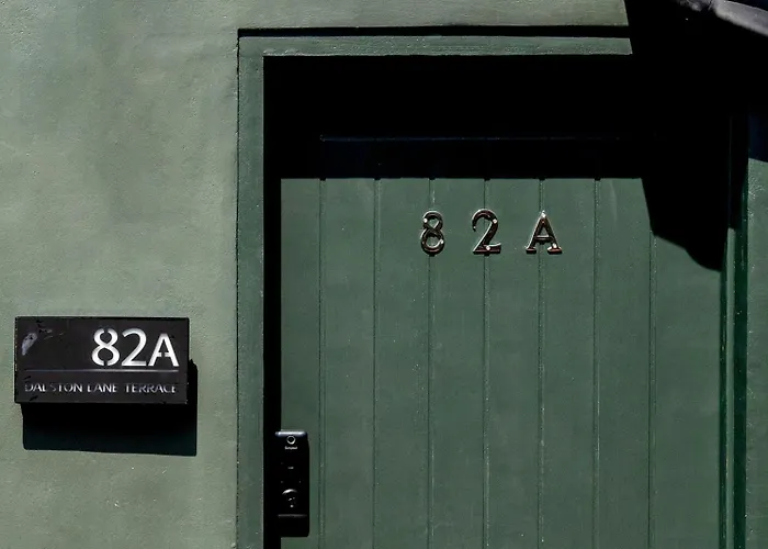 82A Dalston Lane Terrace