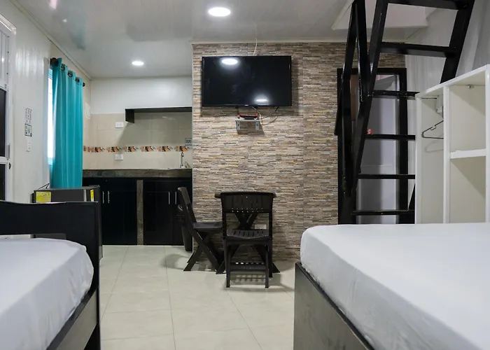 Rocky Cay Lodging