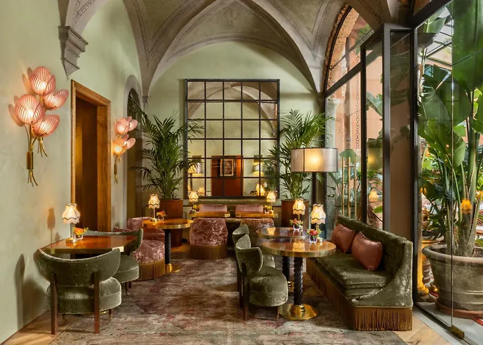 Beach Hotels James Suite Firenze 1564 - Small Luxury s Of The World