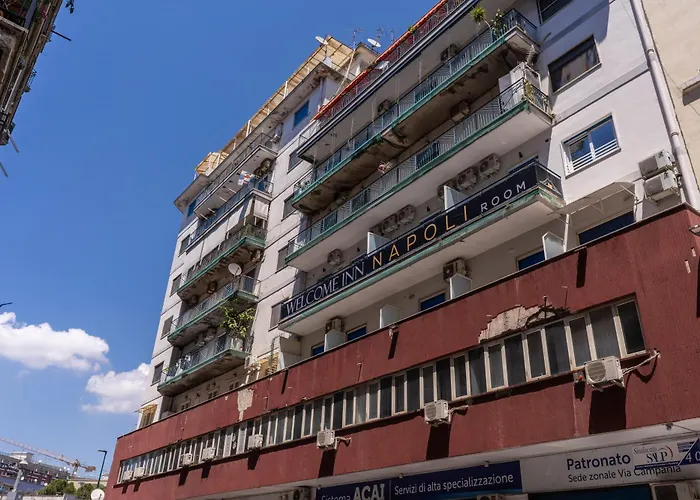 Hotel all'aeroporto: Welcome Inn Napoli Rooms, Private Bathrooms