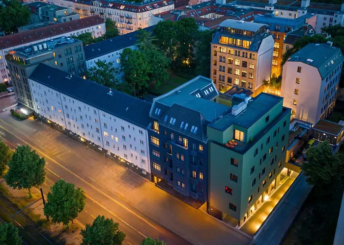 Luxury hotel only: Sly Berlin