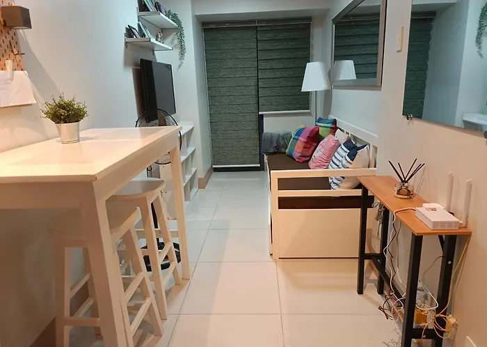 J&C Staycation 1Br Unit Near Moa With Netflix