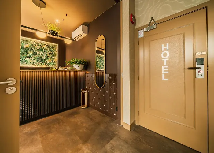 Hotel Tropicana