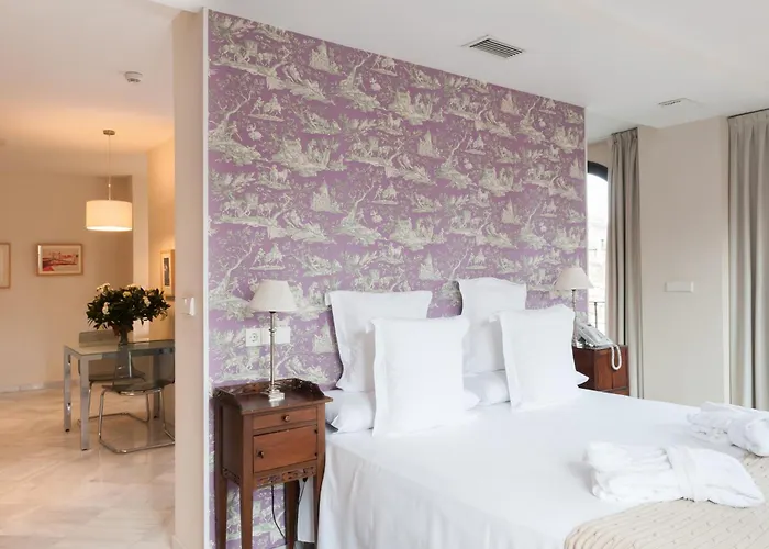 Suites Murillo Alcázar