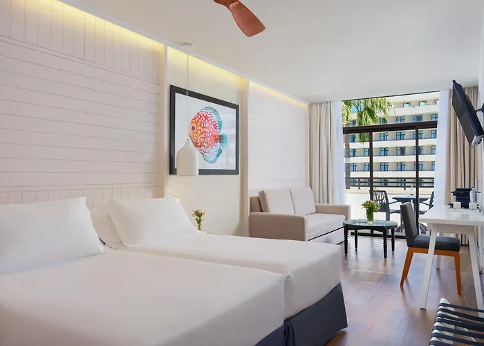 H10 Conquistador Playa de las Americas 