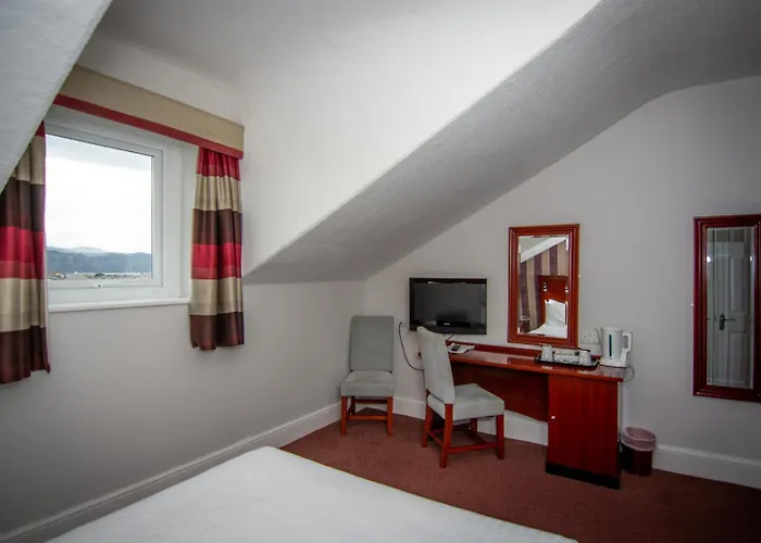 Cheap hotel: Kensington Hotel