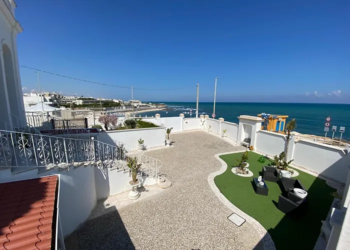 Luxury hotel only: Ventidue Venti