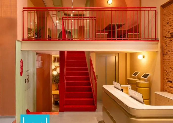 Hotel cerca del colegio: The Loft House Madrid
