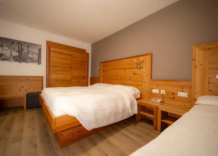 Hotel Garni Arnica ***S Madonna