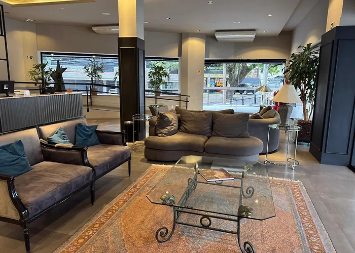 Hotel 4 estrelas: Coral Trade e Eventos prox a Pucrs, Araujo Vianna