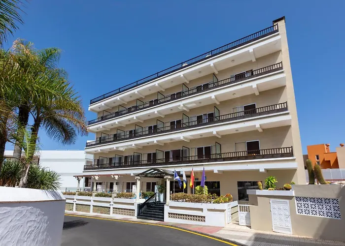 Hotel Don Manolito