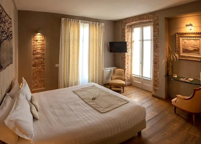 Rocche Costamagna Art Suites