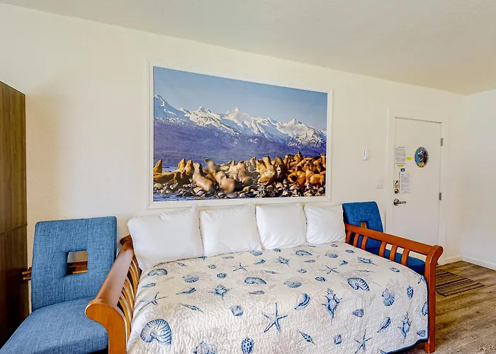 Lamplighter Inn