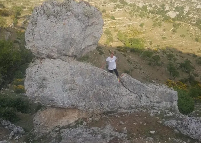 Bed and Breakfast Al Dolmen Monte SantʼAngelo