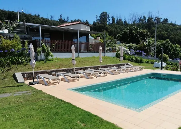  Calheta Glamping Pods - Nature Retreat