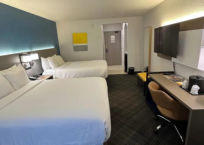 Comfort Inn Dallas Park Central