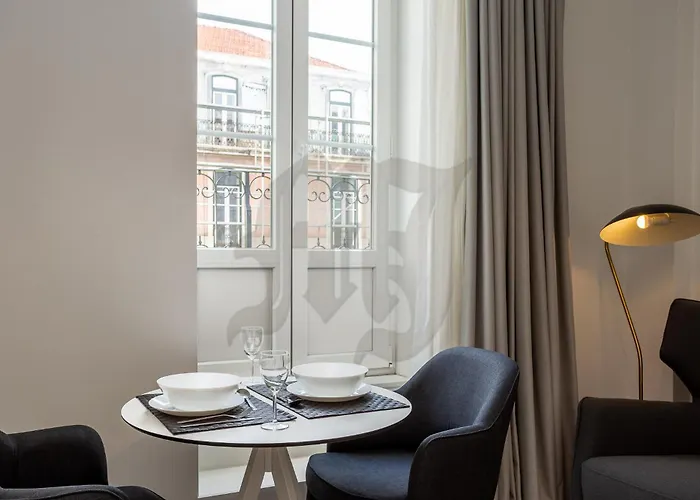 Hotel cerca del colegio: Morgan-Jupiter Apartments