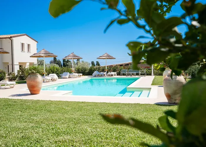 Hotel Spa: Villa Carmiano Luxury Bedrooms In Avola In The Province Of Syracuse With Room With Swimming Pool